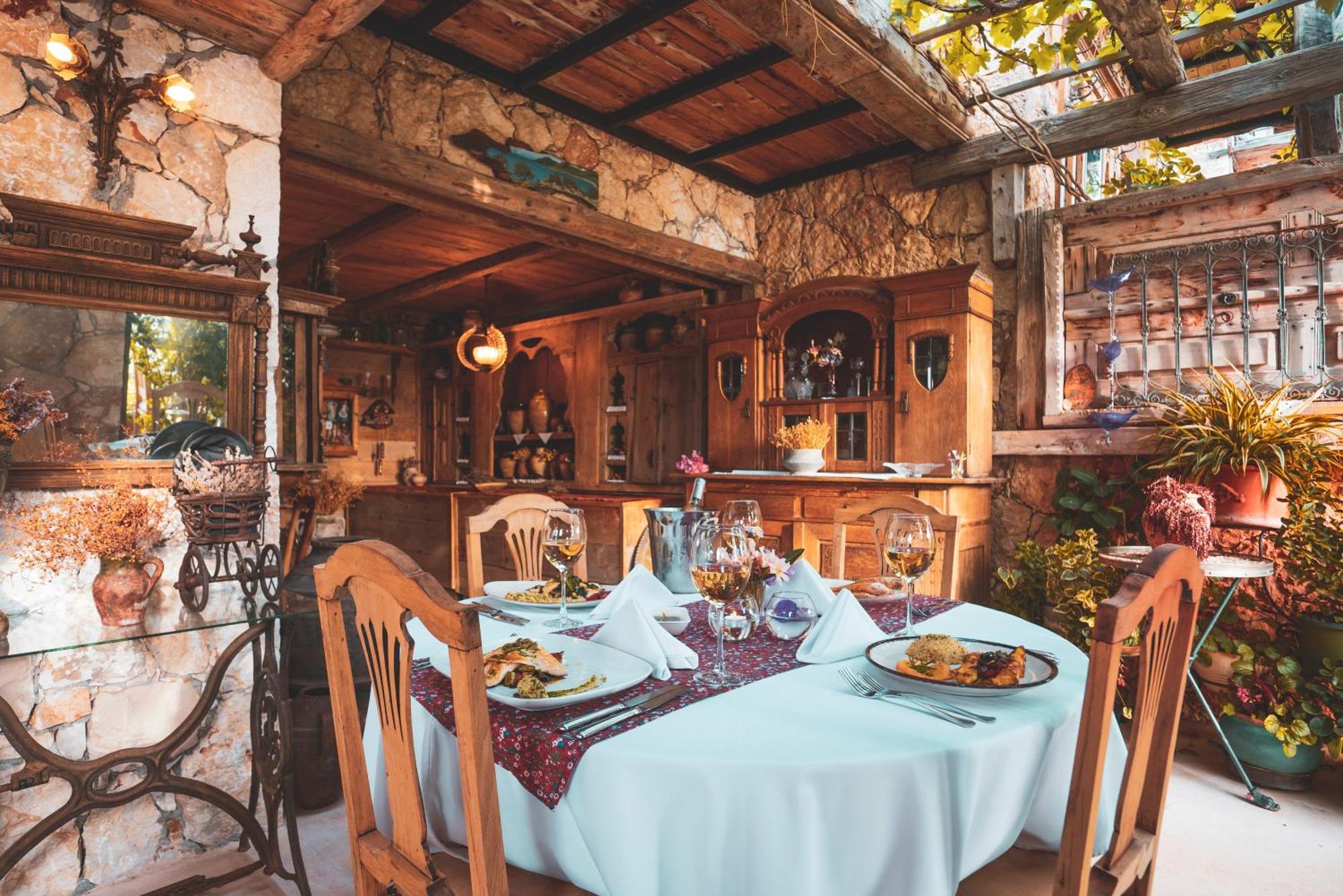 Fidanka Hotel Kalkan Exterior foto